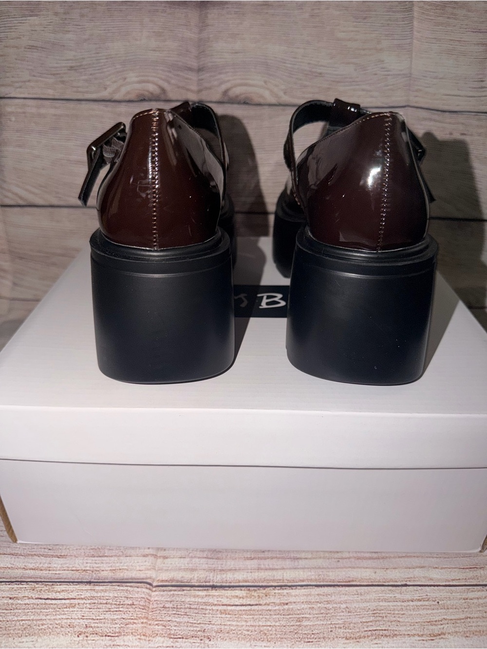 Platform Mary Jane Loafers in Deep Bordeaux Patent burgundy - Picture 7 of 7